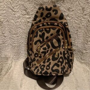 Zhen Meishi Leopard Print Crossbody Bag Lots Of Pockets